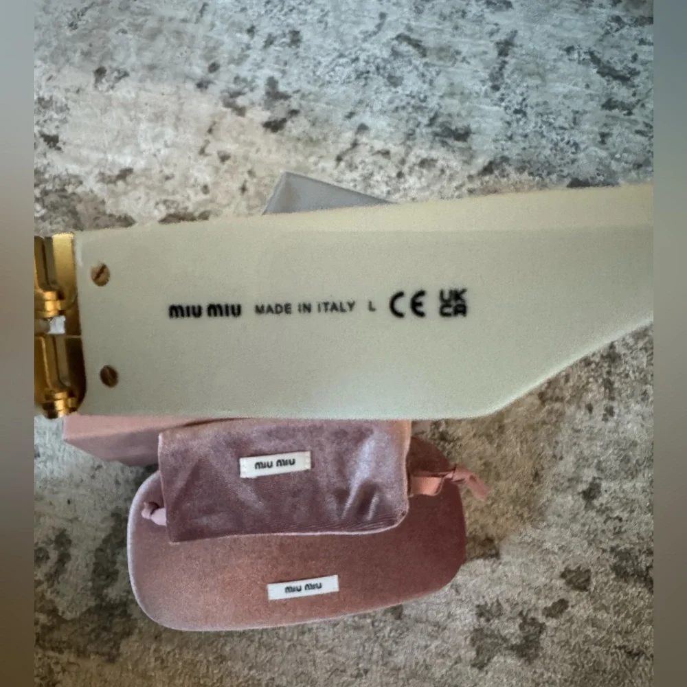 MIU MIU MU 09WS Runway in white - Picture 11 of 16